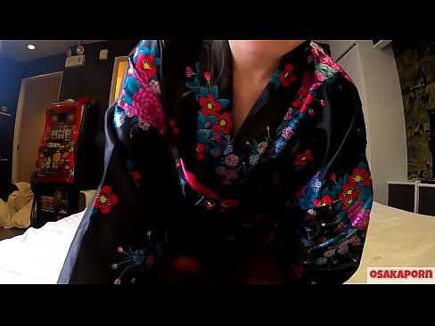 ❤️ Mladé cosplay dievča miluje sex až do orgazmu so squirtom v koníčku a fajkou. Ázijské dievča s chlpatou kundičkou a krásnymi prsiami v tradičnom japonskom kostýme v amatérskom videu, ktoré ukazuje masturbáciu so šukacími hračkami. Sakura 3 OSAKAPORN. ❤❌ Super porno na nás ☑