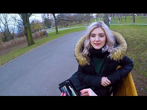 ❤️ Prehltne cudzincovo horúce semeno za peniaze - fajčenie v parku Eva Elfie ❤❌ Super porno na nás ☑